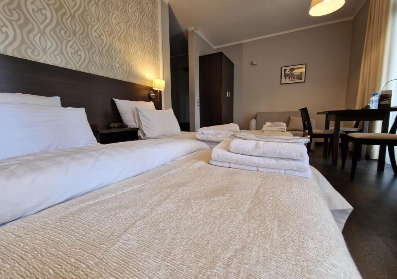טושין Hotel Grzegorzewski מראה חיצוני תמונה