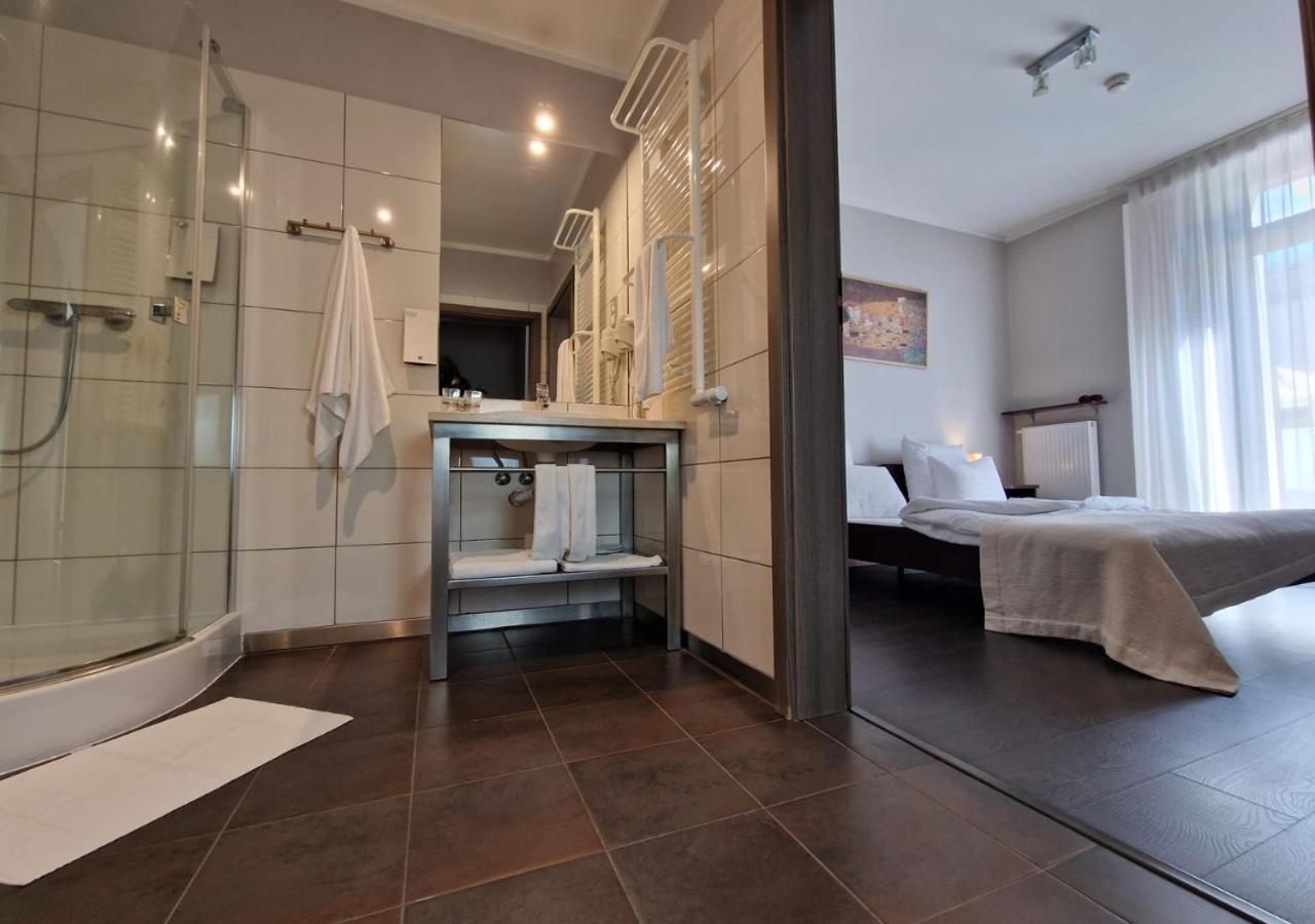 טושין Hotel Grzegorzewski מראה חיצוני תמונה