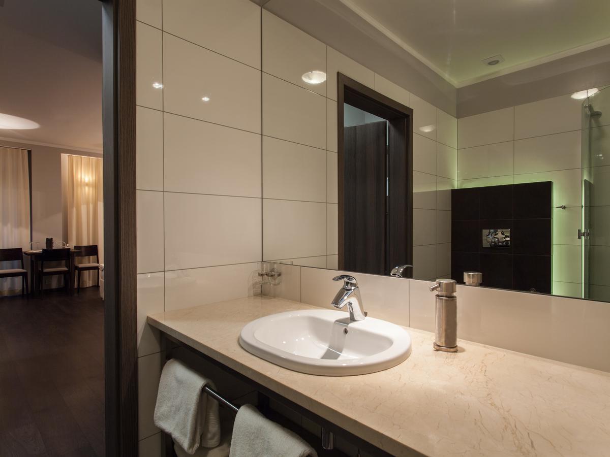 טושין Hotel Grzegorzewski חדר תמונה