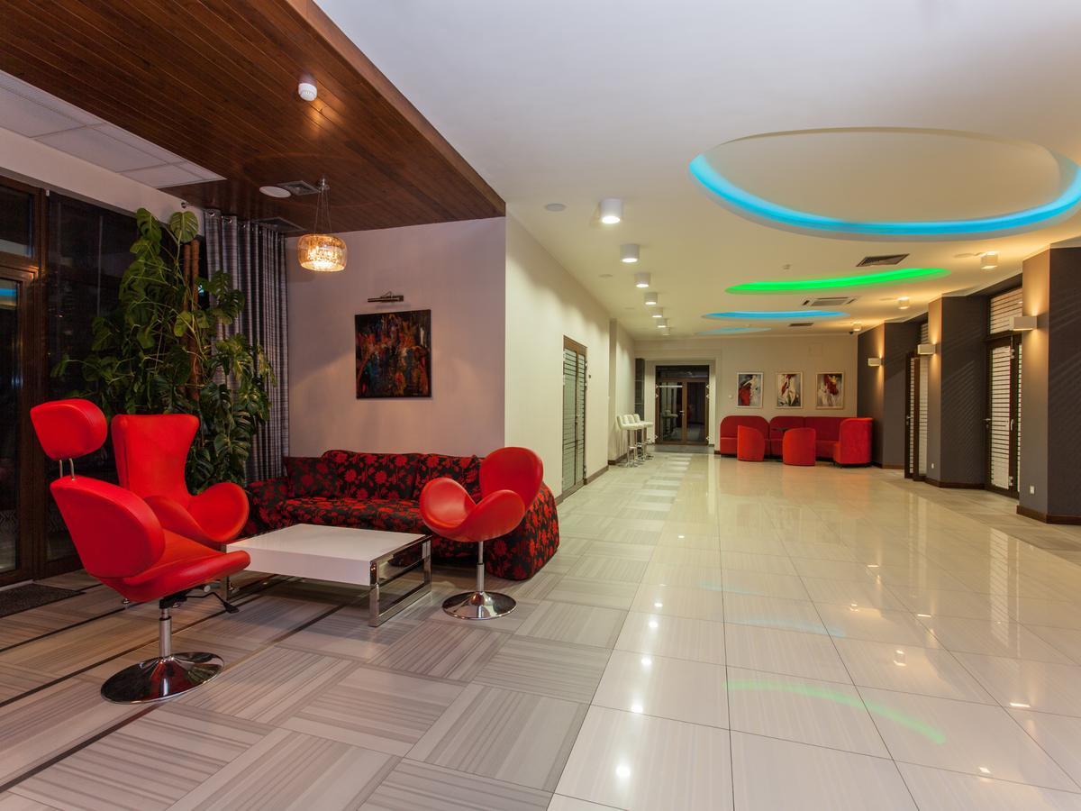 טושין Hotel Grzegorzewski מראה חיצוני תמונה