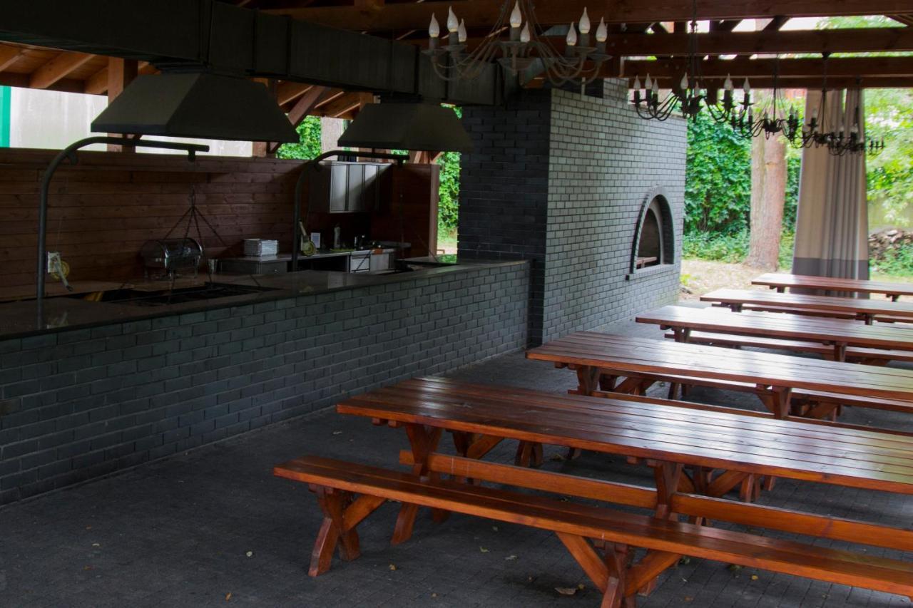 טושין Hotel Grzegorzewski מראה חיצוני תמונה